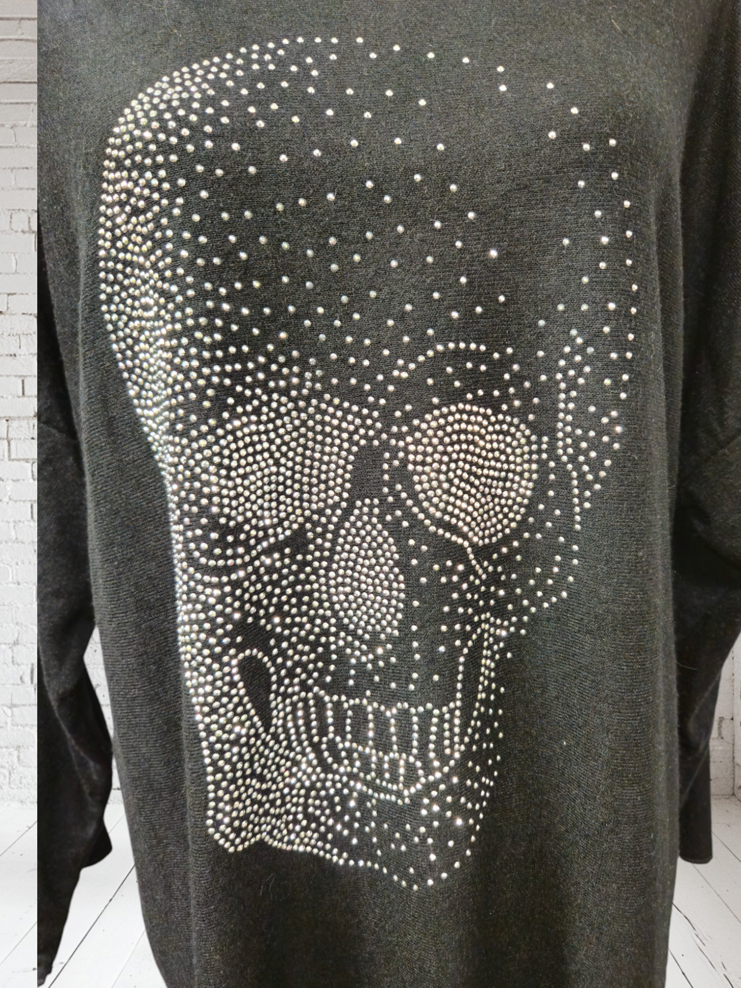Pullover "Skull" schwarz, Grösse 42 - 44
