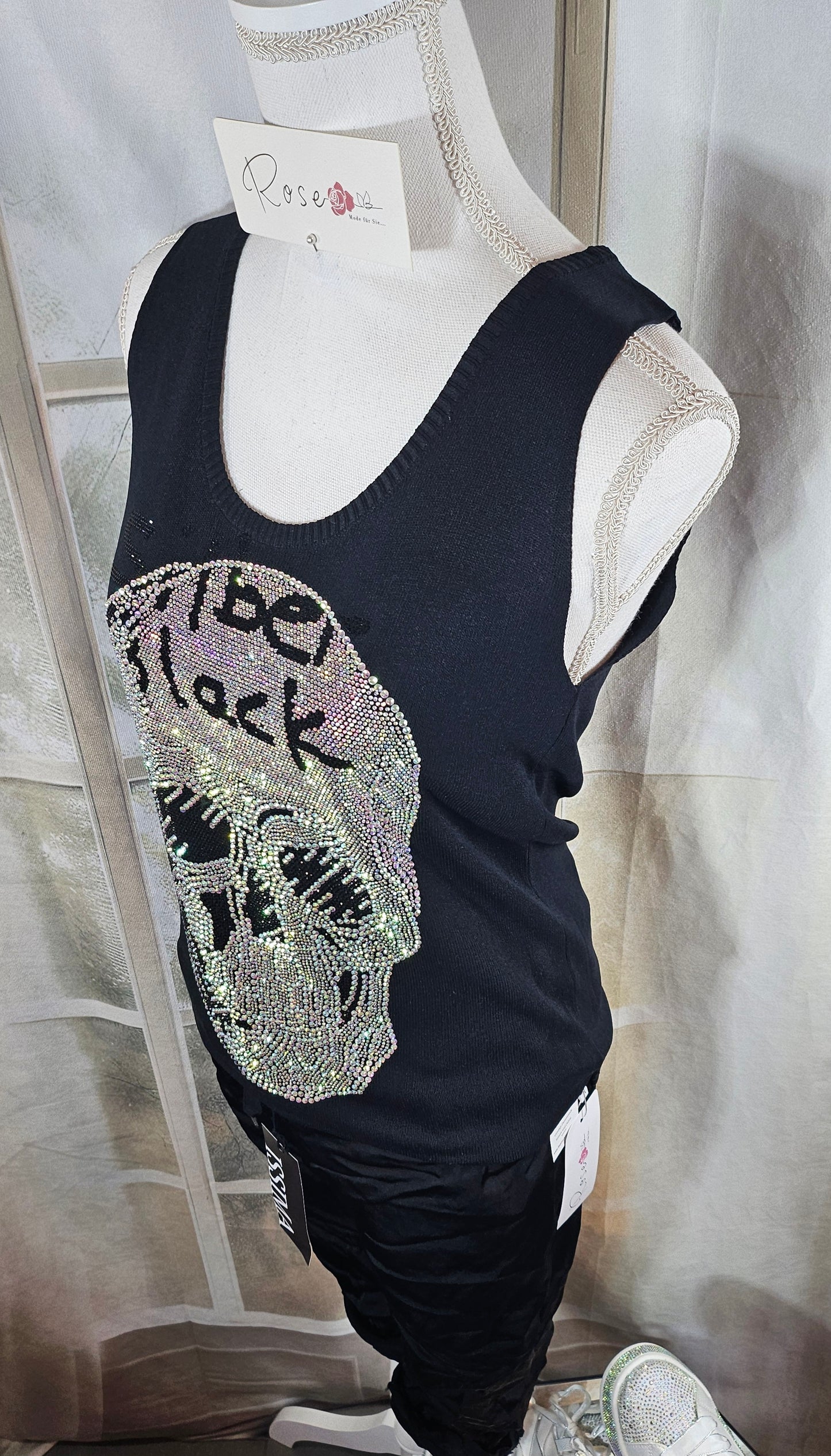 Feinstrick Top "Skull", Gr. onesize bis 42 von ROSE