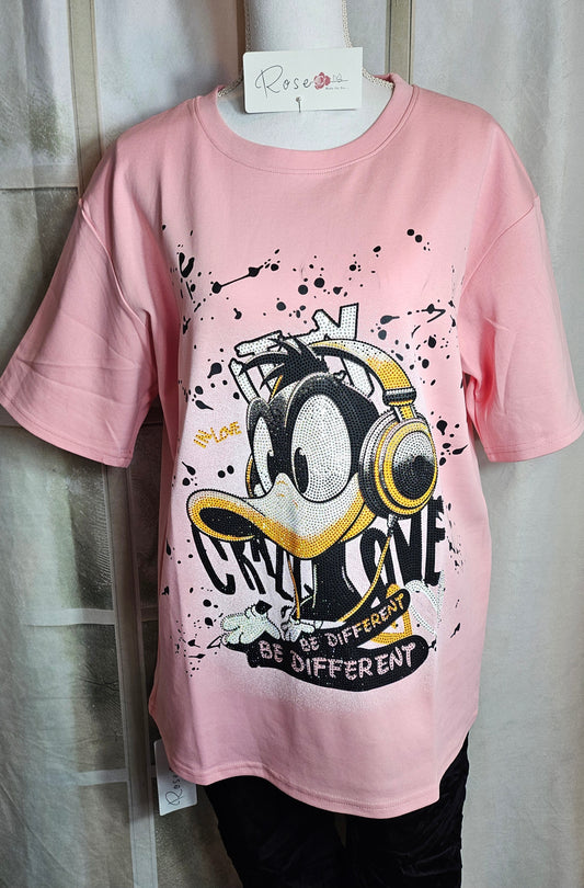Tshirt rosa "Daffy D.", Gr. onesize bis 44 von ROSE