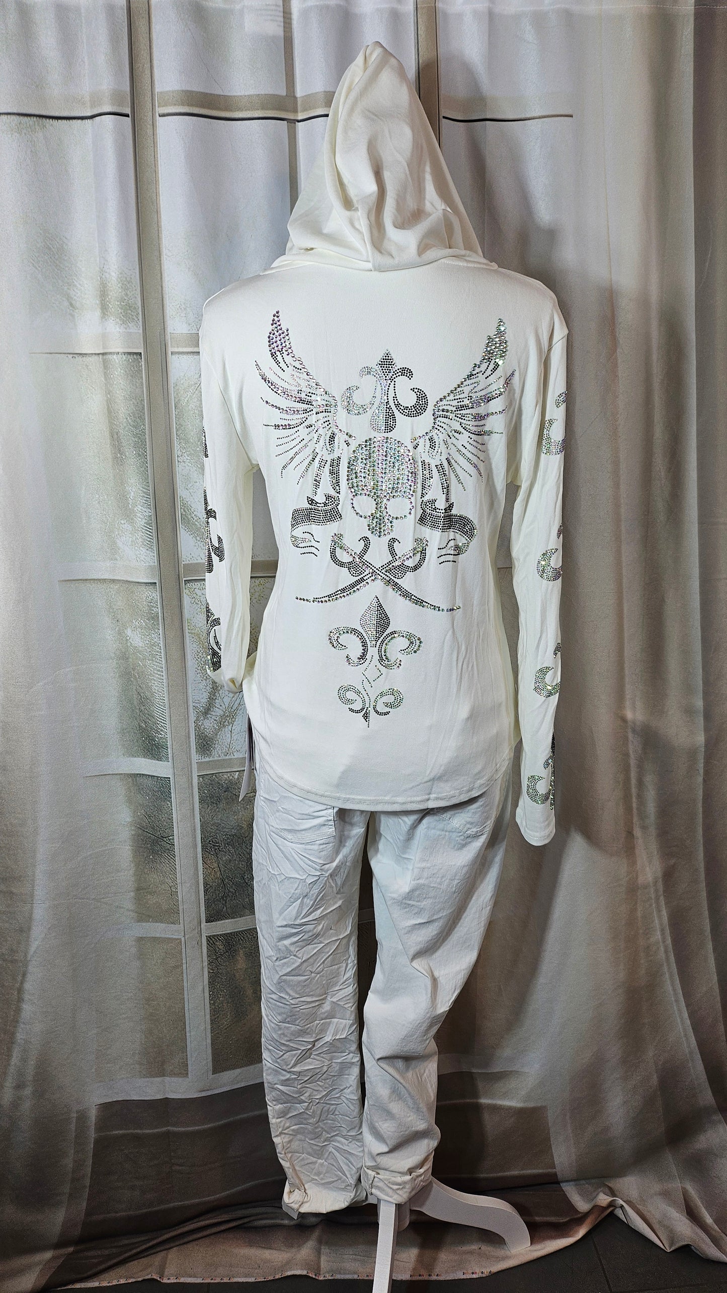 Kapuzensweatshirt "Skull mit Wings", onesize bis 42 von ROSE