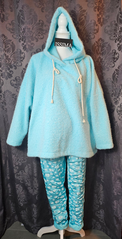 Shiny-Stretchhose, türkis mit Skull, Grösse 42/44 von ISSIMA