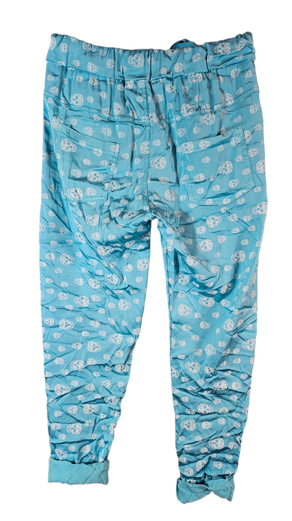 Shiny-Stretchhose, türkis mit Skull, Grösse 42/44 von ISSIMA