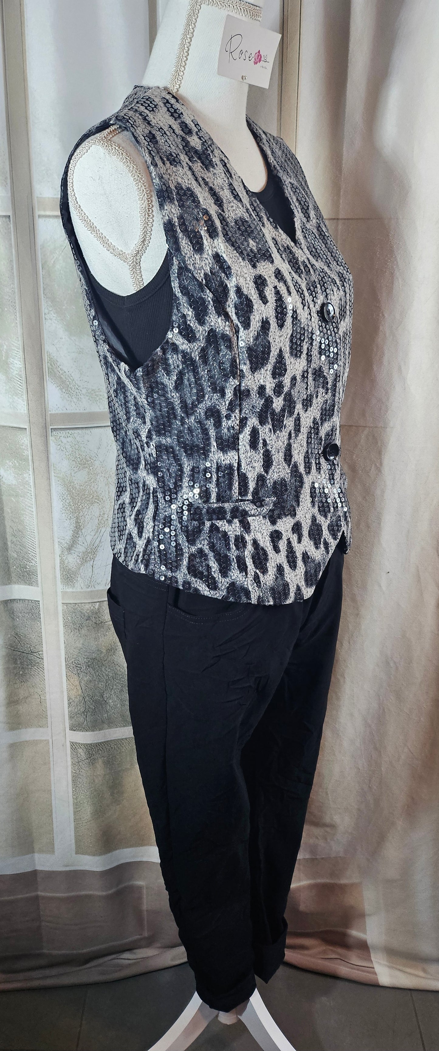 Weste/Gilet "leo" grau/schwarz, Grösse L & XL von ROSE