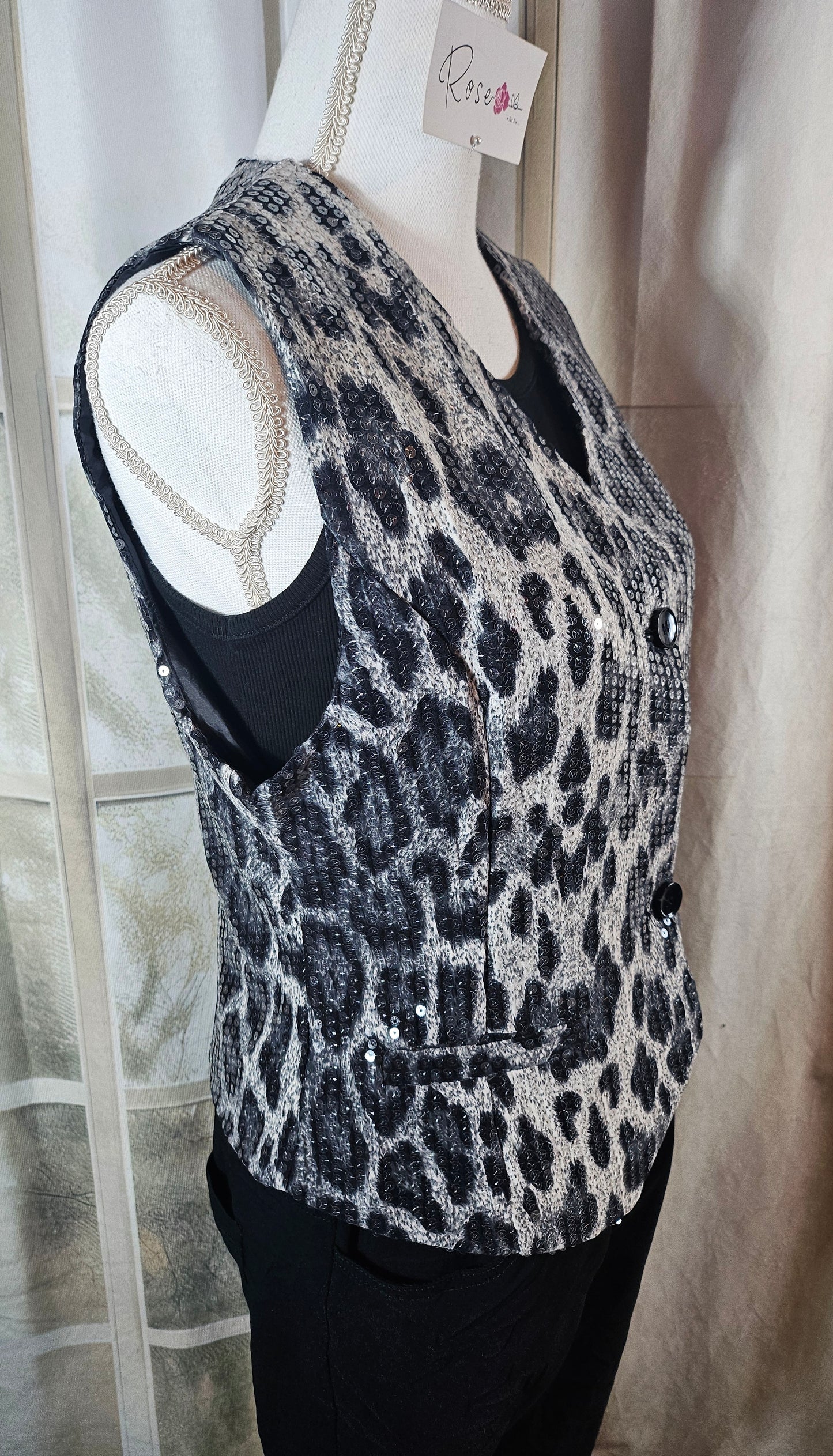 Weste/Gilet "leo" grau/schwarz, Grösse L & XL von ROSE