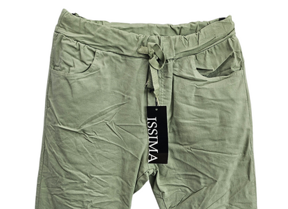 Stretchhose matt, militärgrün, onesize 38 bis 42/44 von ISSIMA