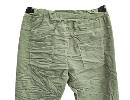 Stretchhose matt, militärgrün, onesize 38 bis 42/44 von ISSIMA