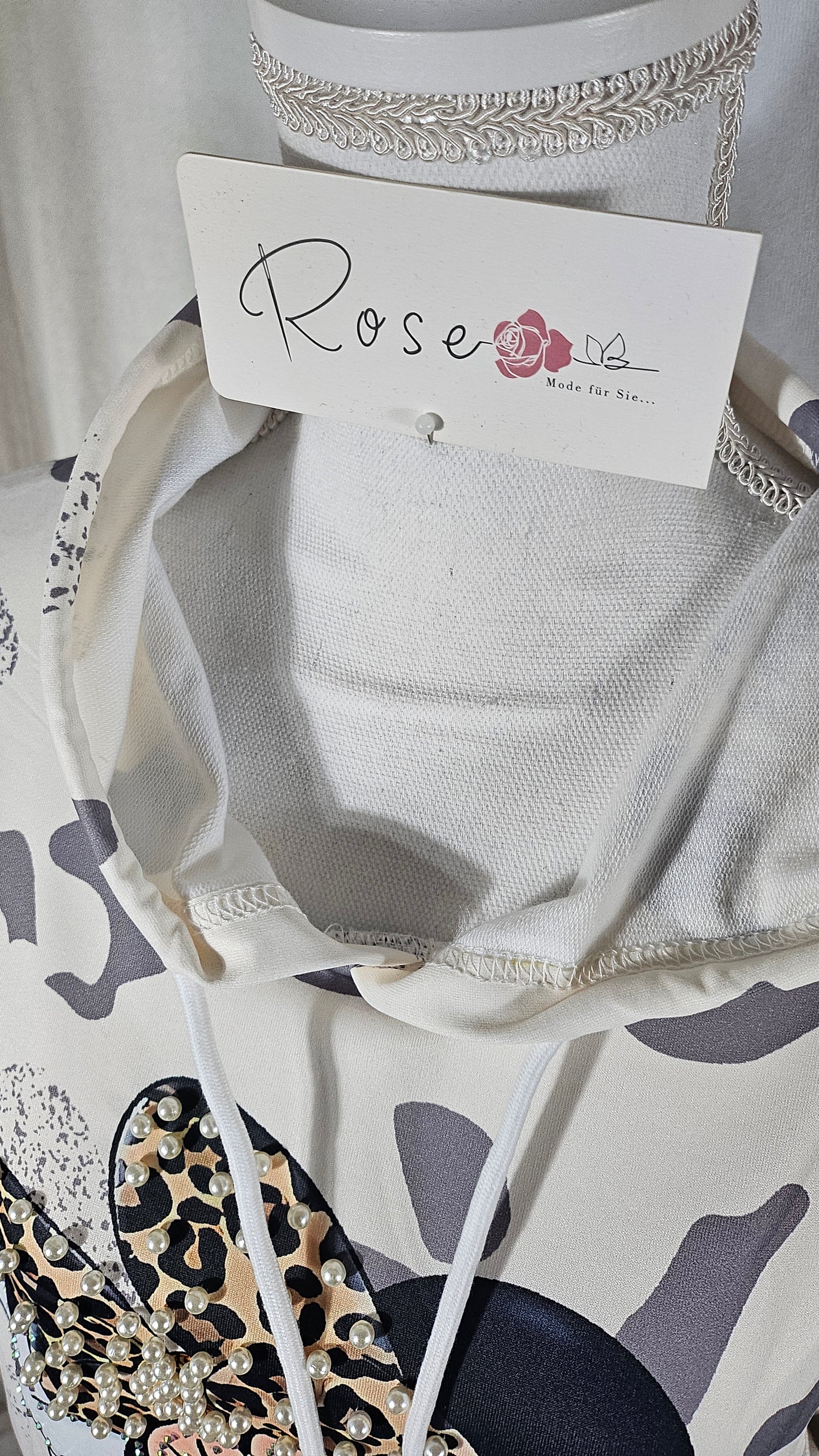 Kapuzenshirt "Minnie", Grösse onesize bis 42/44 von ROSE