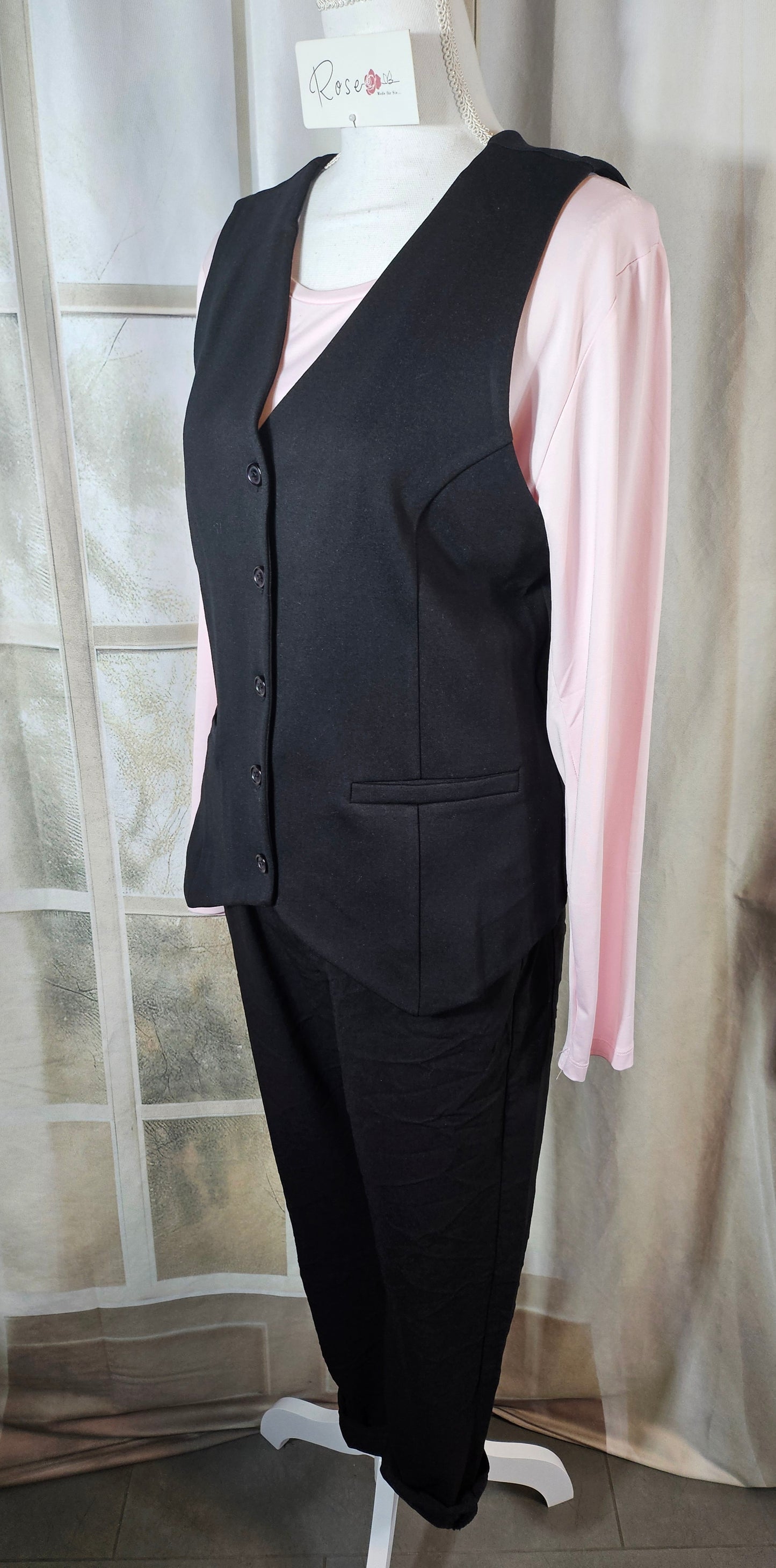 Weste/Gilet schwarz, Grösse S/M & M/L von ROSE