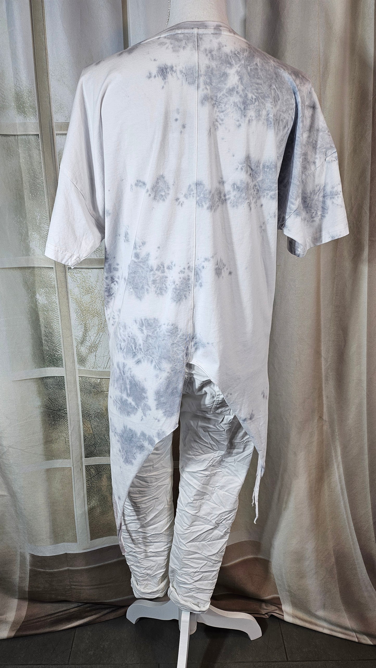 Tshirt grau/weiss "Skull", Grösse S, M, L & XL von EU-QUEEN