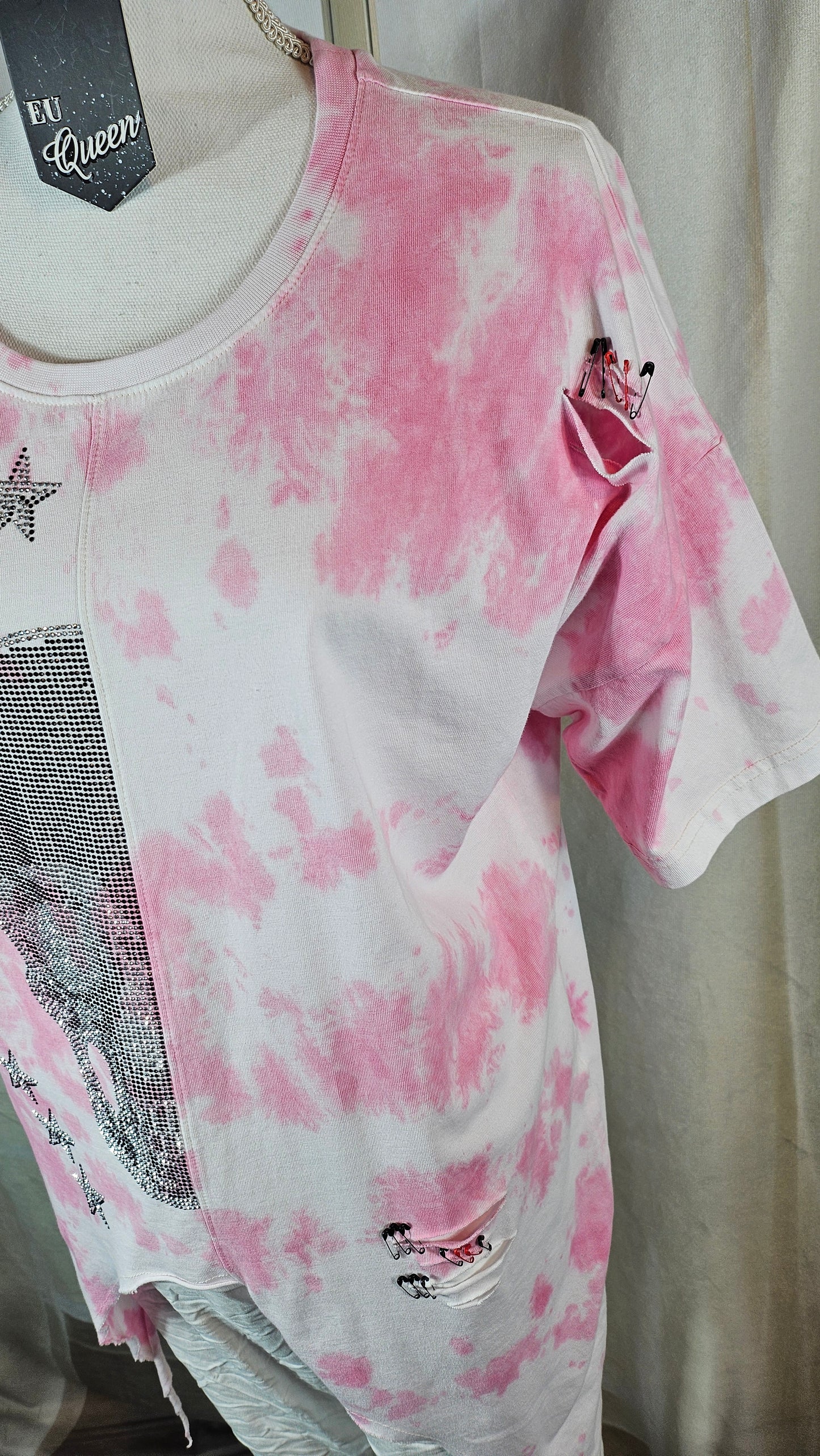 Tshirt rosa/weiss "Skull", Grösse M & XL von EU-QUEEN