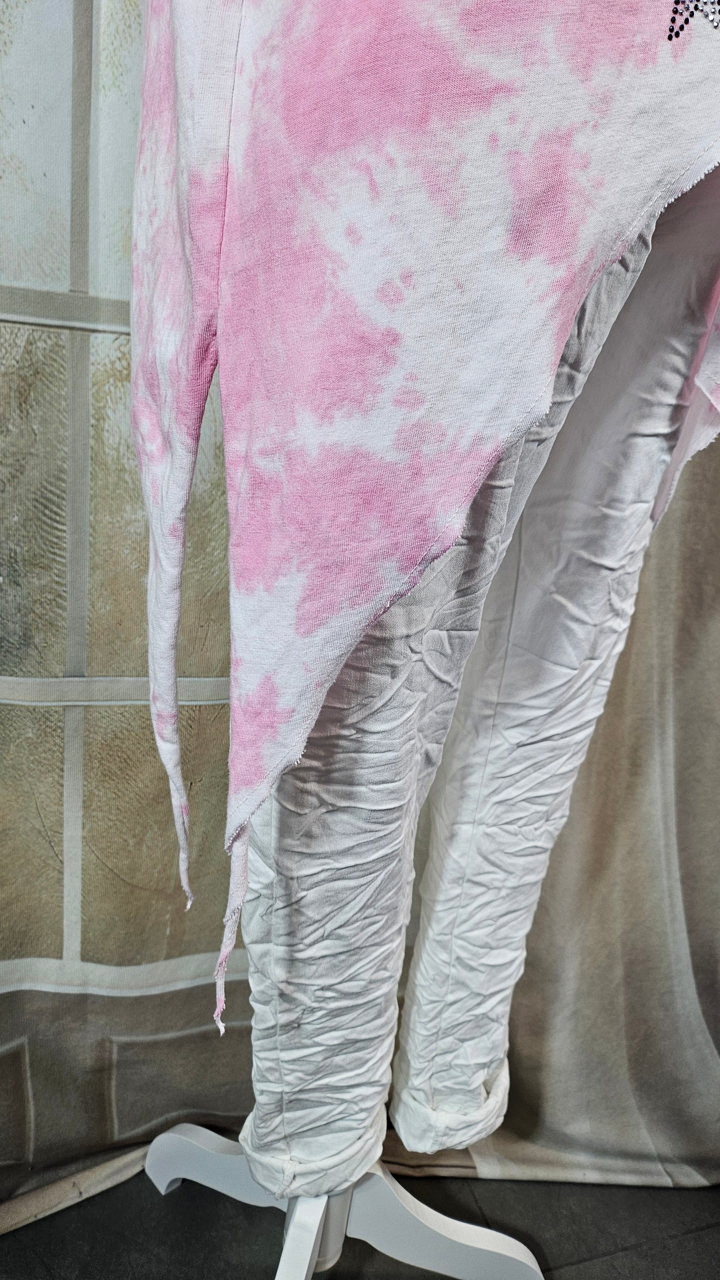 Tshirt rosa/weiss "Skull", Grösse M & XL von EU-QUEEN