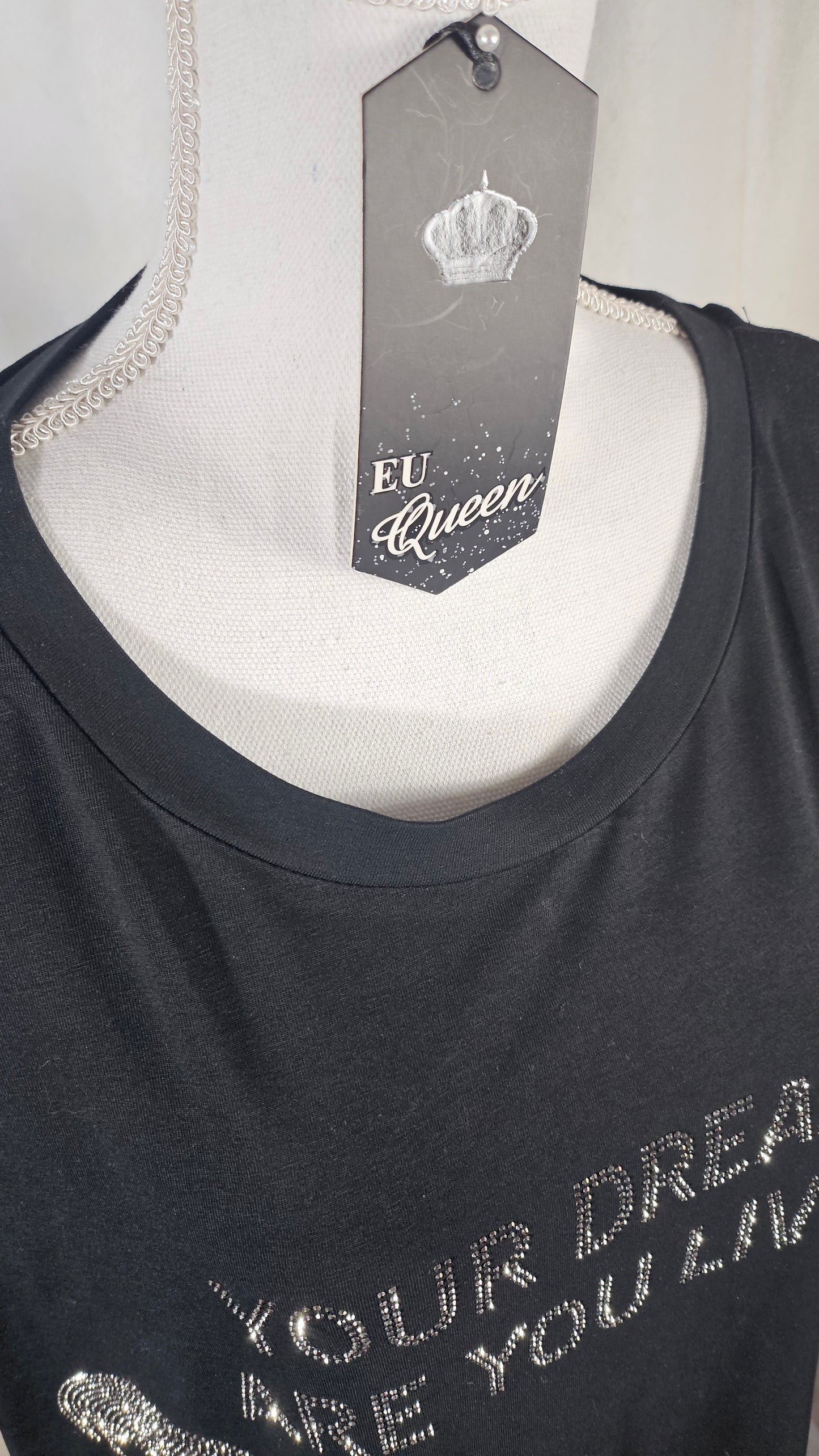 Tshirt "Dream" schwarz, Grösse L & XL (oversize geschnitten) von EU-QUEEN