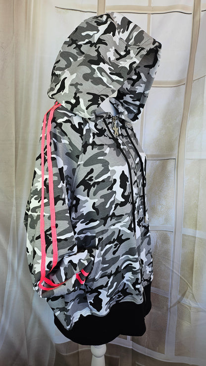 Sweatjacke "Zebra cool", Grösse onesize 38 bis 44/46 von ROSE