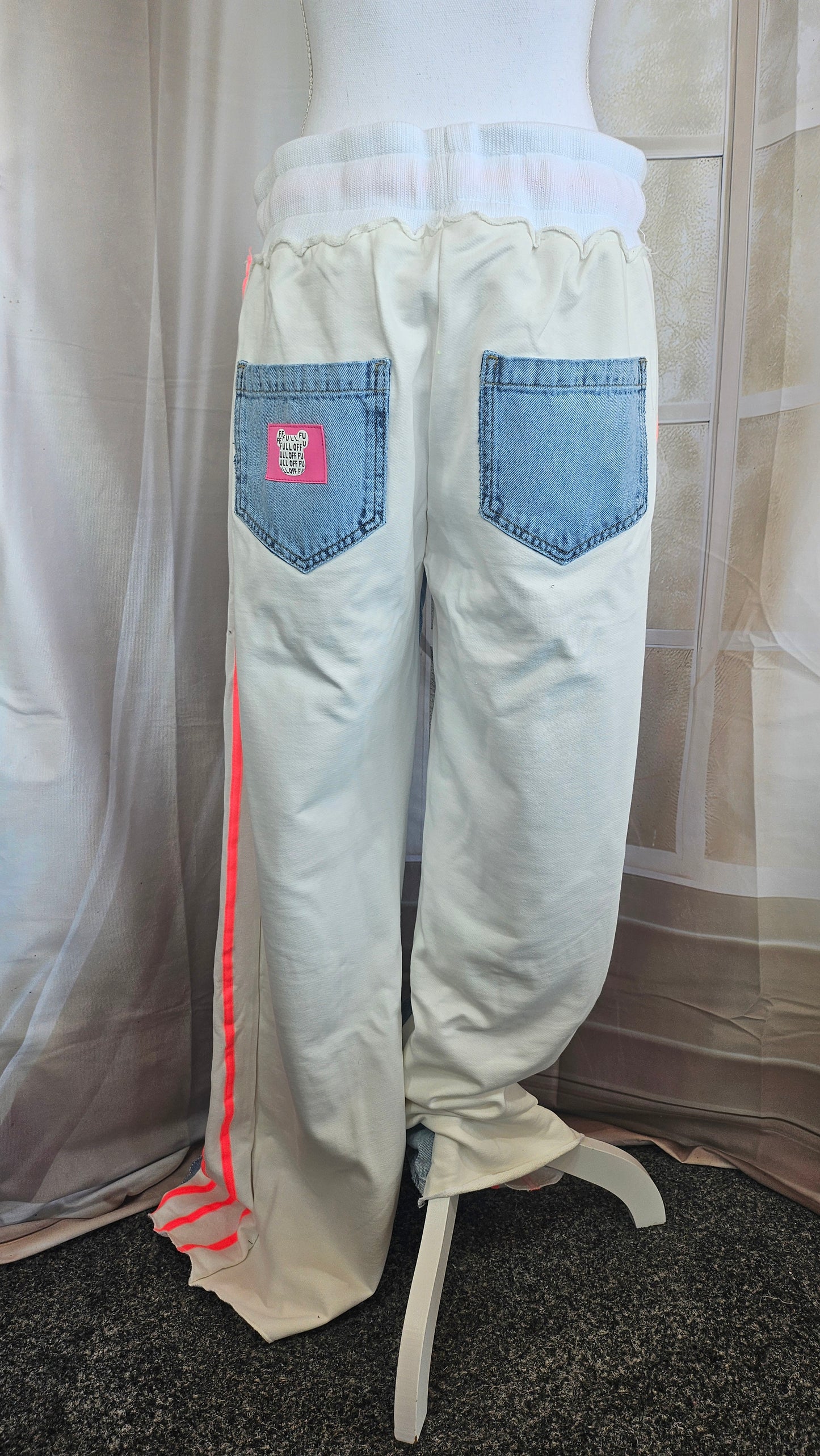Lange Stoffhose "Mickey", Grösse onesize (38 - 42/44) von ROSE