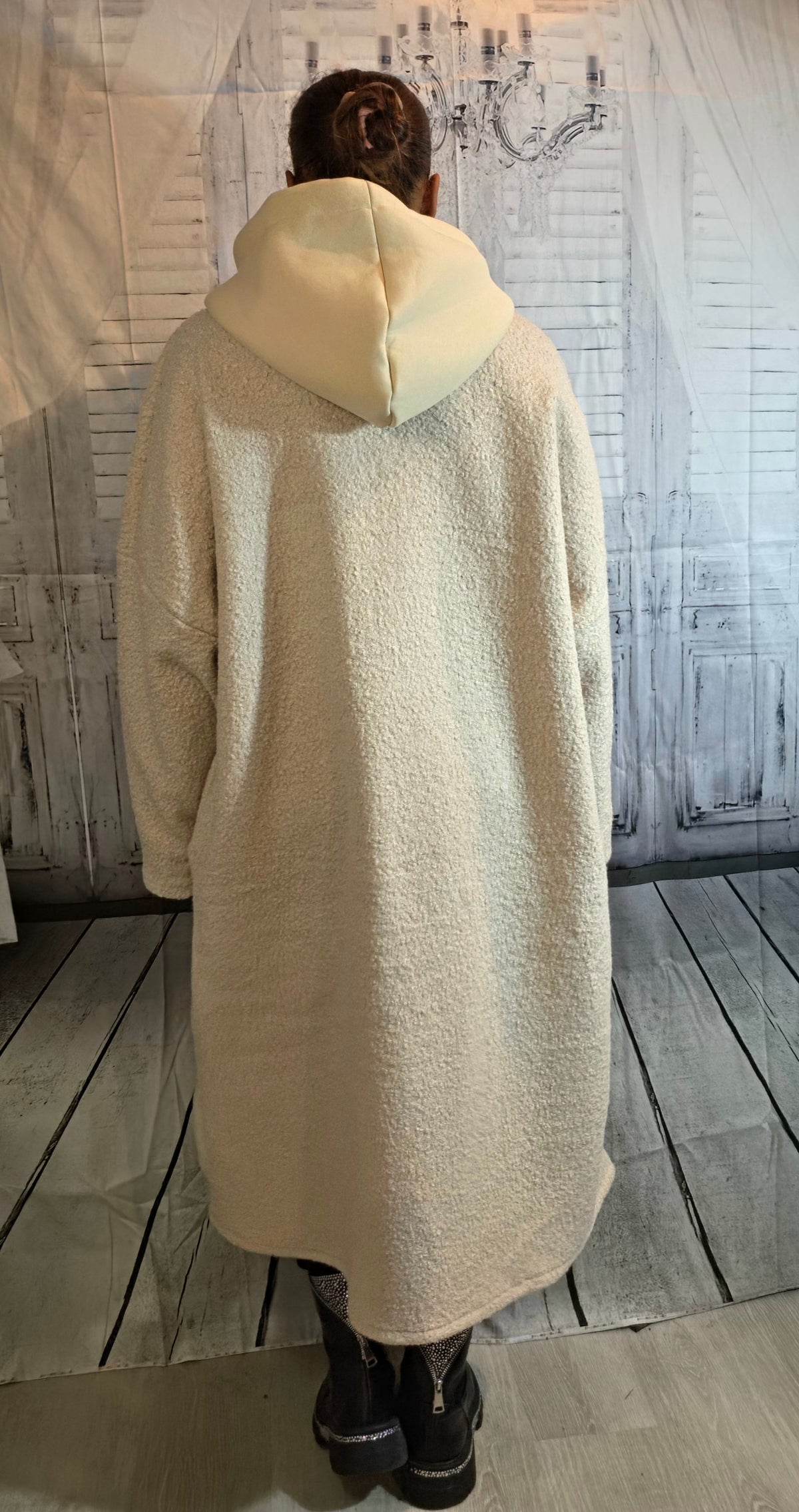 Kapuzenjacke extralang beige "The eys sees....", Grösse 40-46/48