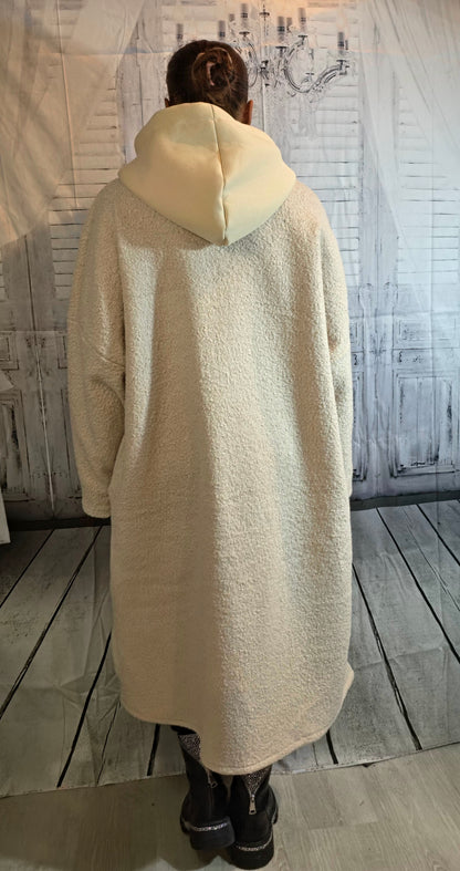 Kapuzenjacke extralang beige "The eys sees....", Grösse 40-46/48