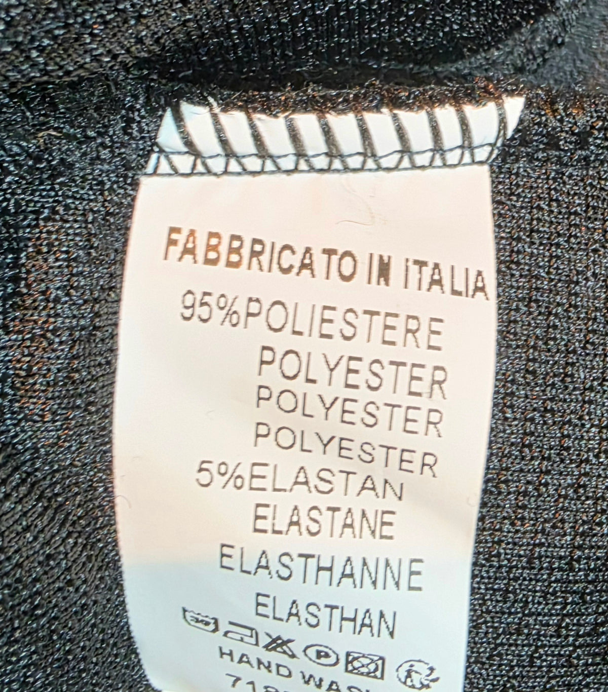 Kapuzenjäggli "Leo" schwarz, onesize 38 bis 44 von ISSIMA