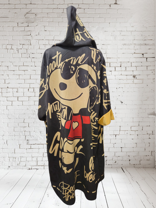 Longblazer mit Kapuze "Snoopy" schwarz, Onesize bis Grösse 44/46, Velours