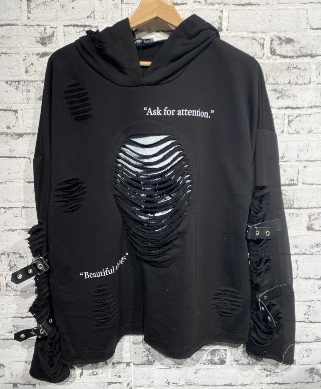 Pullover "Skull stylisch" in schwarz, onesize 38 bis 42/44 von ISSIMA