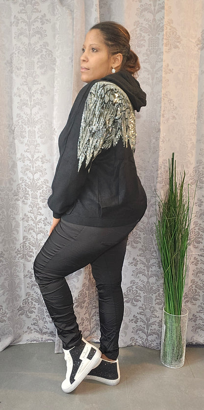Sweater black "Angel Wings", size one size up to 42/44 from ISSIMA